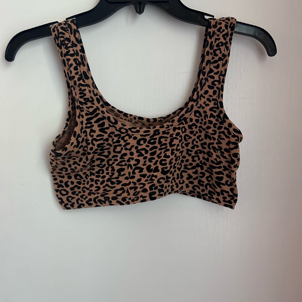 ARQ Wide Strap Leopard Bra